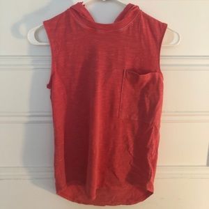 Pocket Tank with Hood